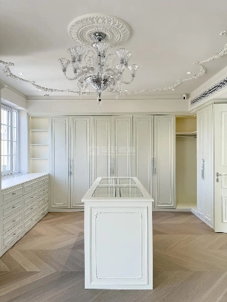 衣帽间设计类型：L型、一字型、二字型等实用方案(图11)