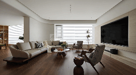 自然质感与简约美学融合的舒适雅致居住空间设计(图1)