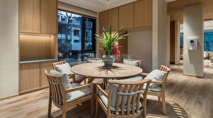 别墅设计打破建筑与自然边界，实现家即是自然延伸的诗意栖居(图6)