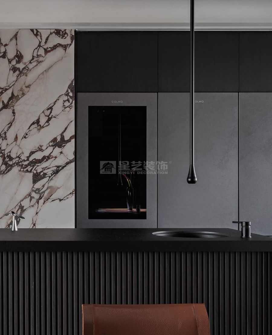 意式轻奢设计演绎暗调美学，材质光影营造高级层次感(图11)