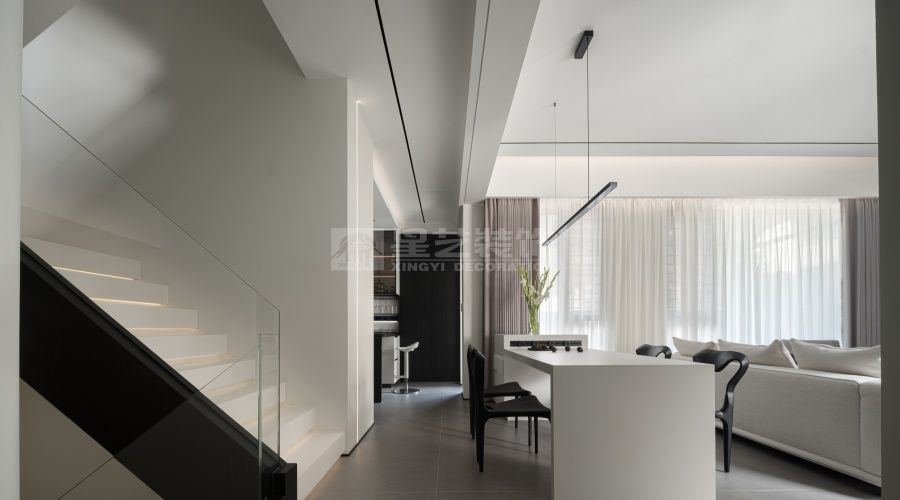 现代黑白灰别墅设计，380㎡简约风格打造别样生活空间(图4)