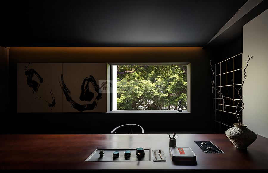 极简主义室内设计打造开阔通透居住空间(图7)