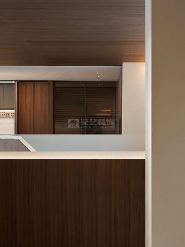 自然共生极简奢雅住宅设计，玻璃材质消弭室内外边界(图6)