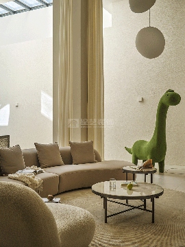 原木石材打造现代自然主义居所，都市中的静谧空间设计(图3)