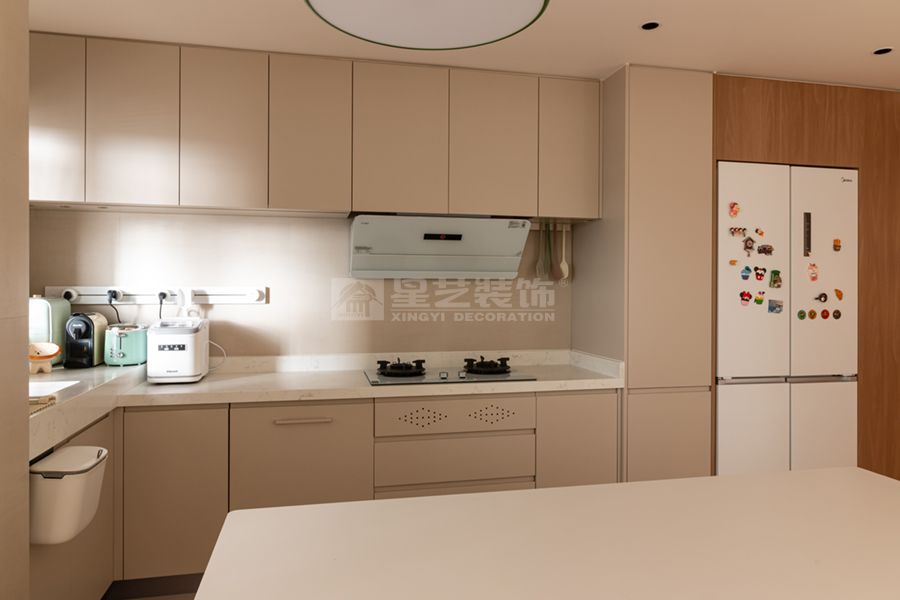 奶油原木风90后女生住宅设计，让不喜欢变刚刚好(图7)