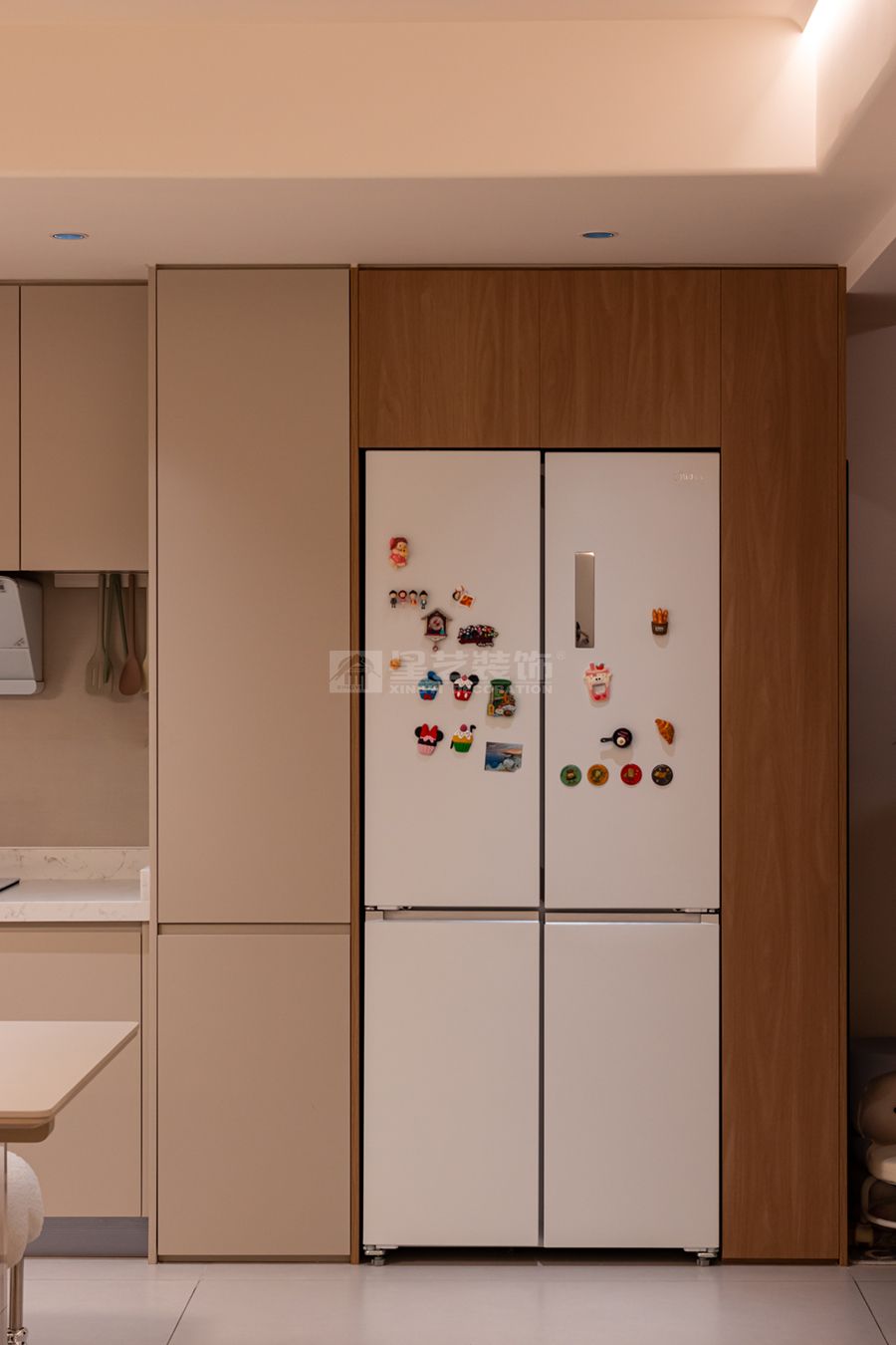 奶油原木风90后女生住宅设计，让不喜欢变刚刚好(图8)