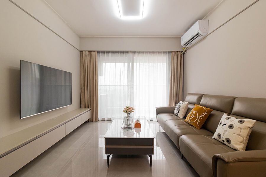 暖灰材质打造层次感精装房，漆画艺术融入现代家居设计(图1)