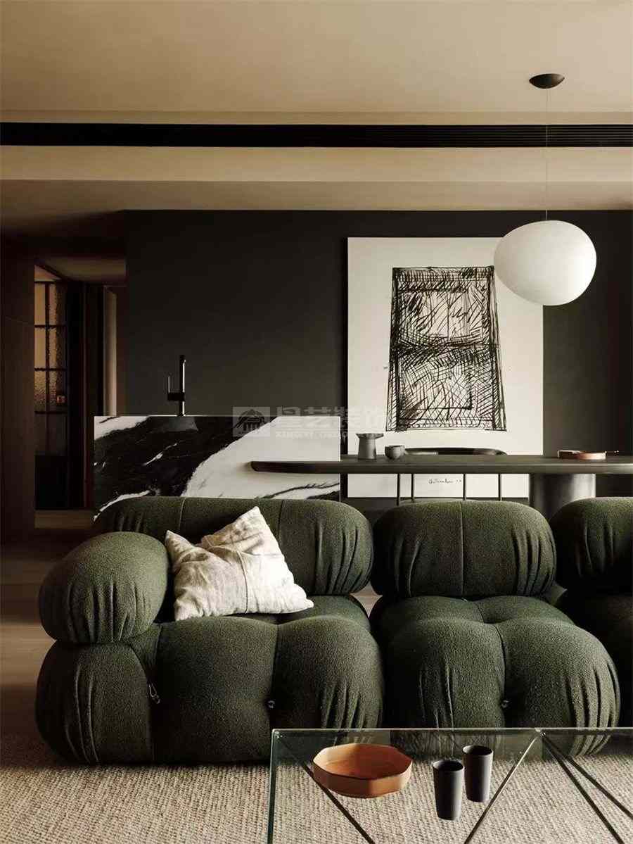 开放式空间设计营造温馨社交氛围的家居装修方案(图1)