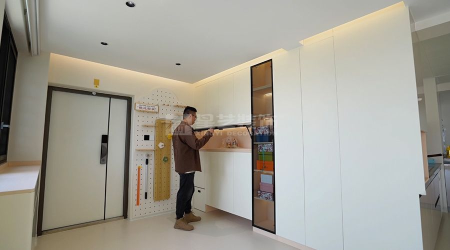 现代奶油风设计打造温馨家居，弧形元素营造舒适氛围(图9)