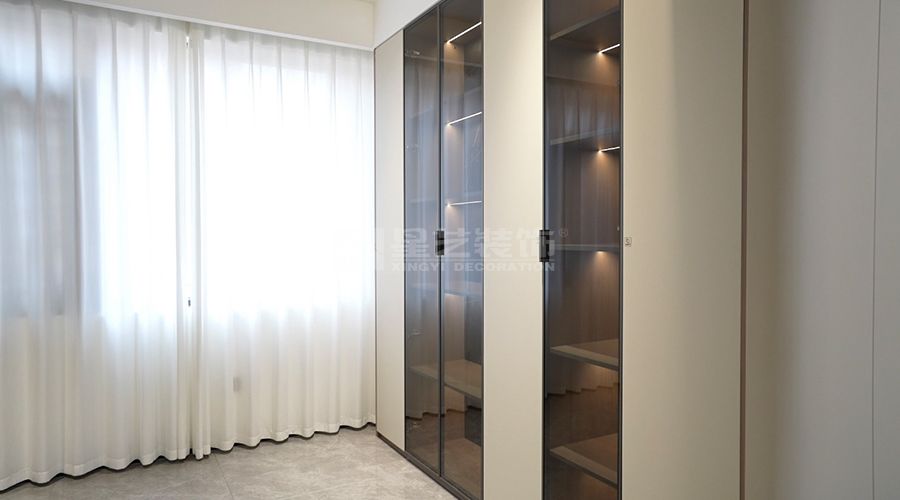 轻奢风格家居设计指南：打造现代温馨居住空间(图11)