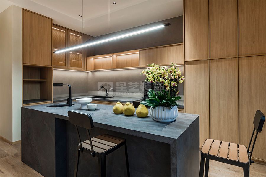 原木风设计精髓：自然简约理念打造温馨家居空间(图5)