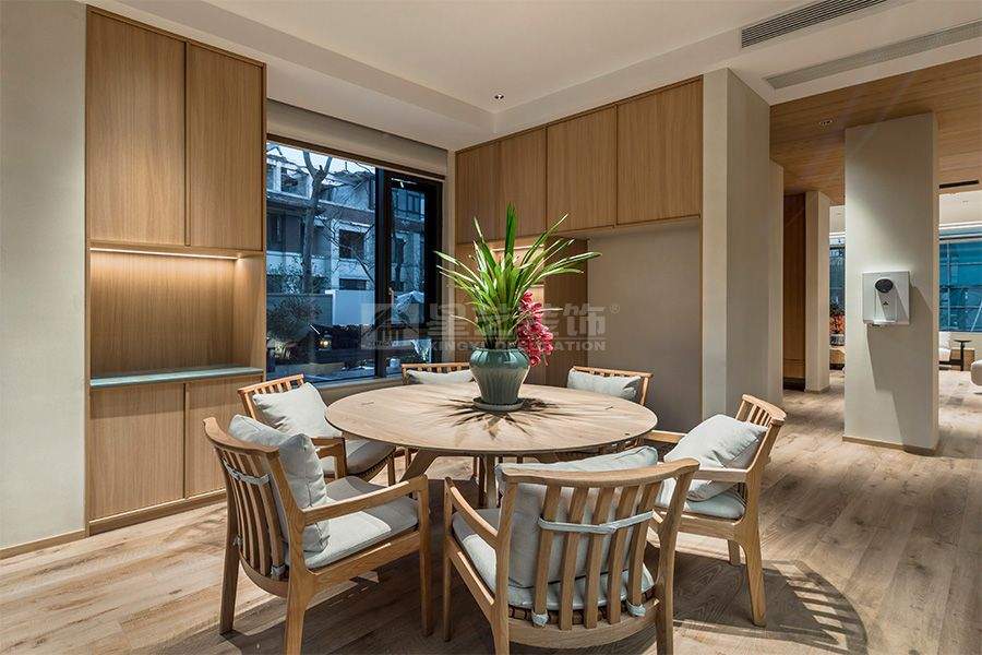 原木风设计精髓：自然简约理念打造温馨家居空间(图6)