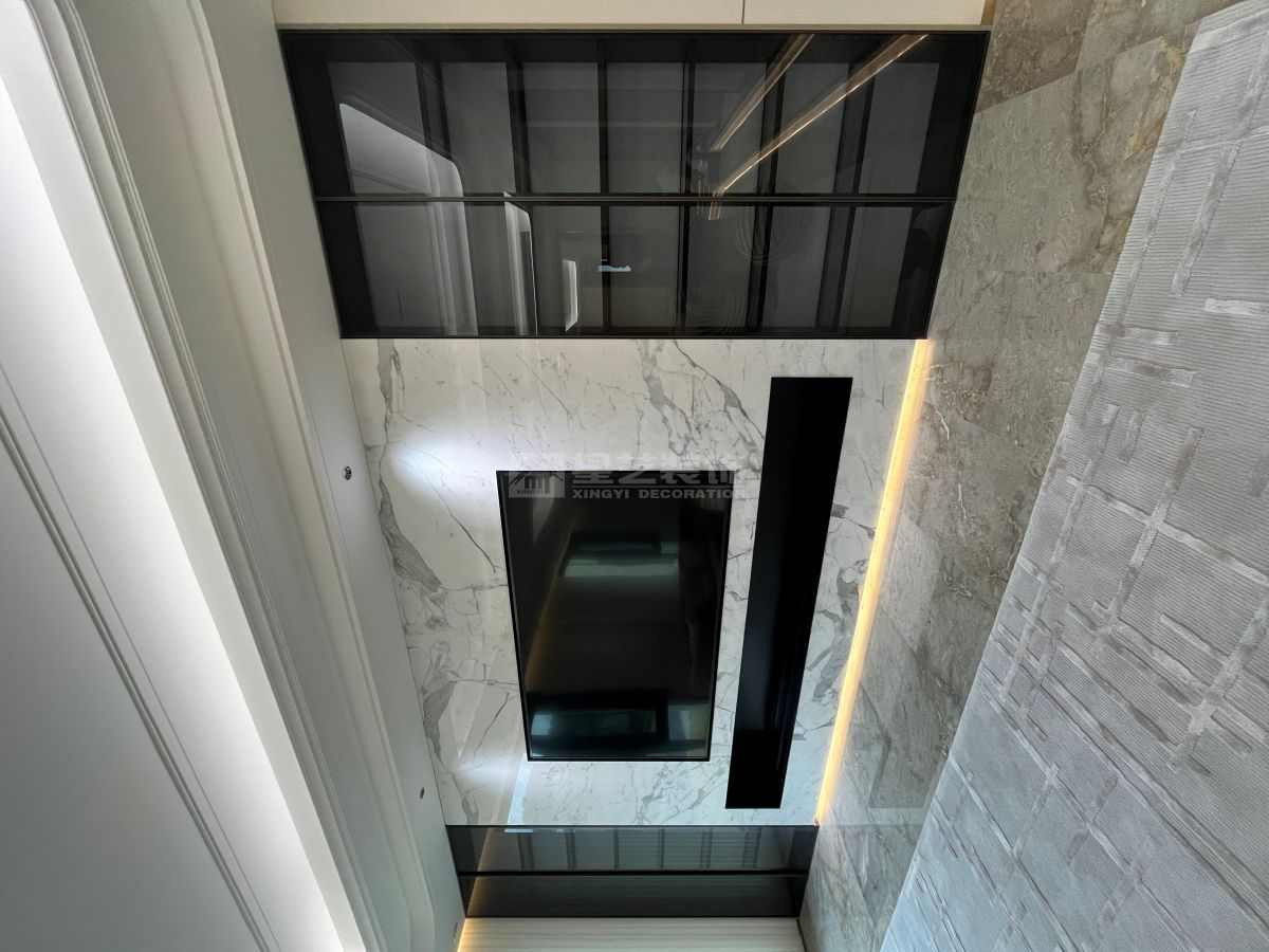 现代轻奢住宅设计以低调精致诠释隐奢美学理念(图2)