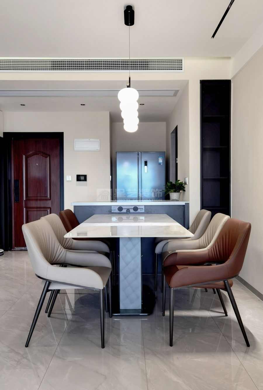 现代奶油风110㎡三室设计，简约温馨治愈系家居方案(图8)