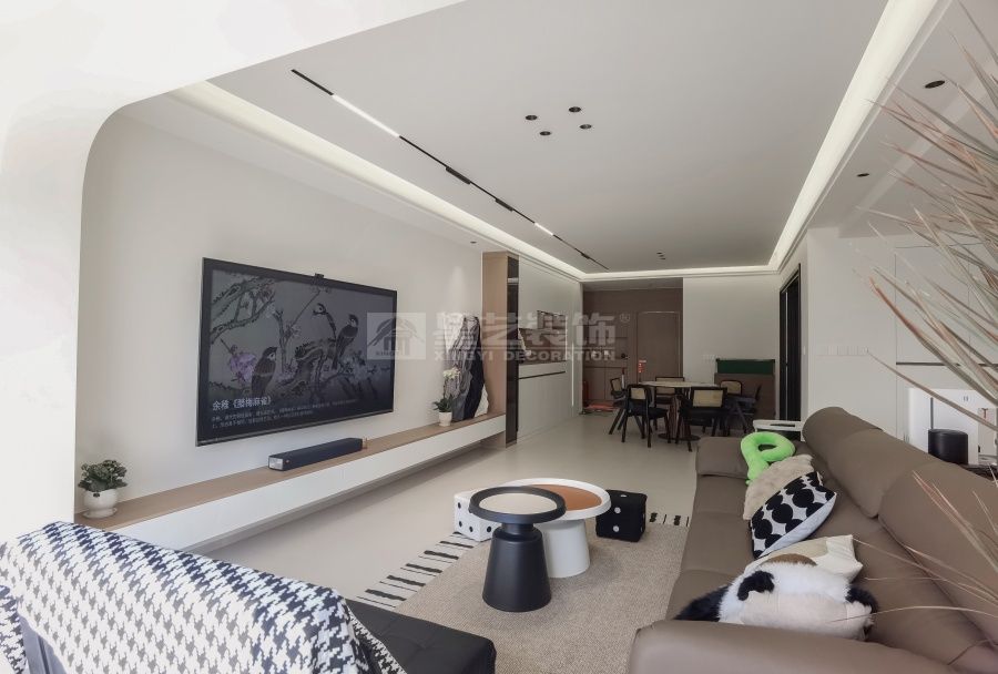 小户型改造大空间 收纳设计让家更温馨实用(图1)