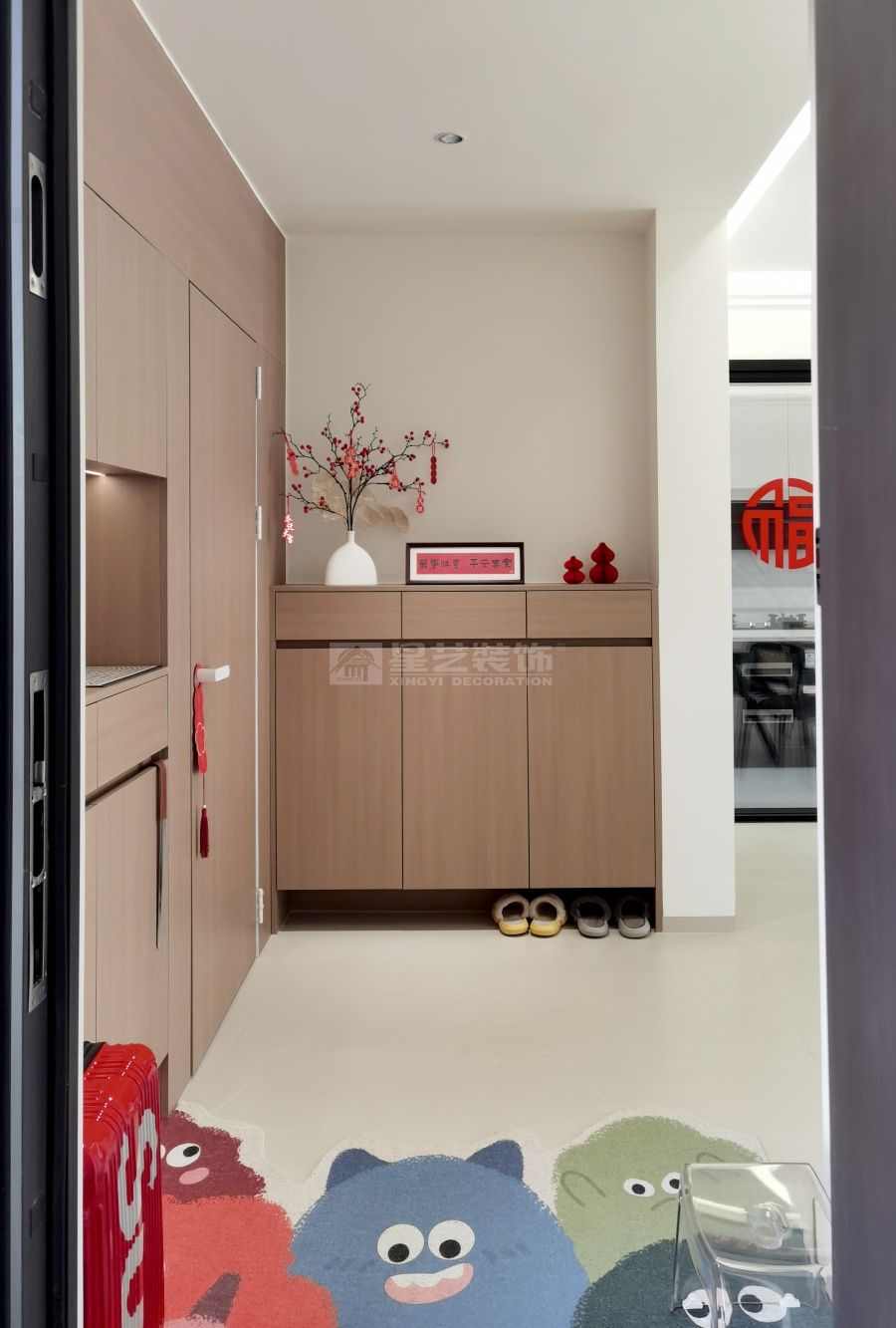 小户型改造大空间 收纳设计让家更温馨实用(图16)