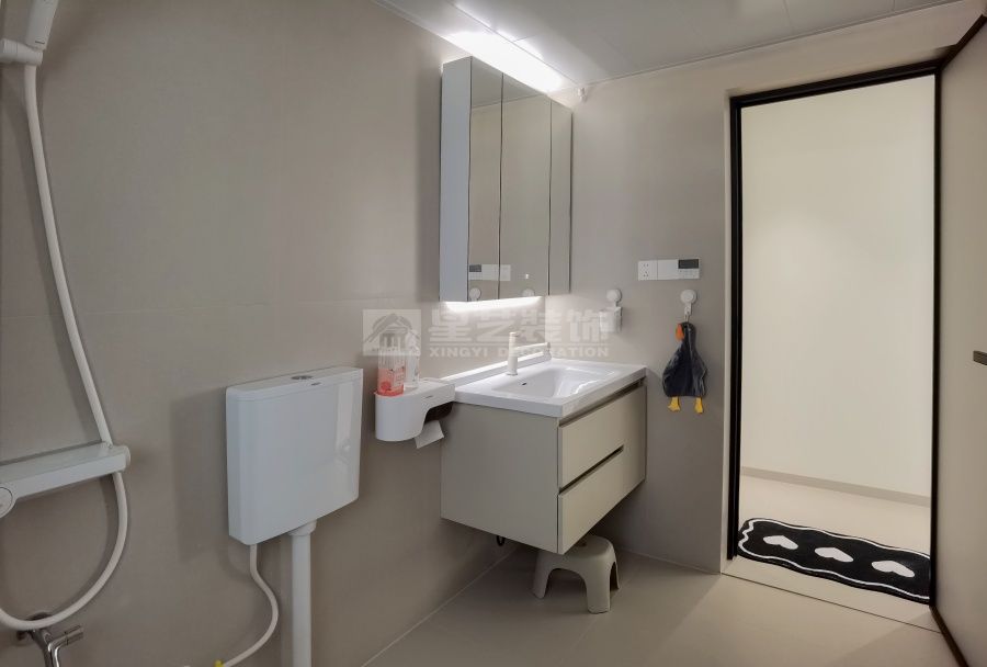 小户型改造大空间 收纳设计让家更温馨实用(图17)