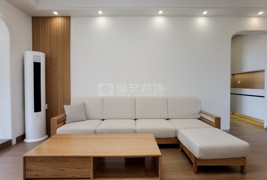 现代原木风110㎡四室两厅设计，简约易打理的理想居所(图4)