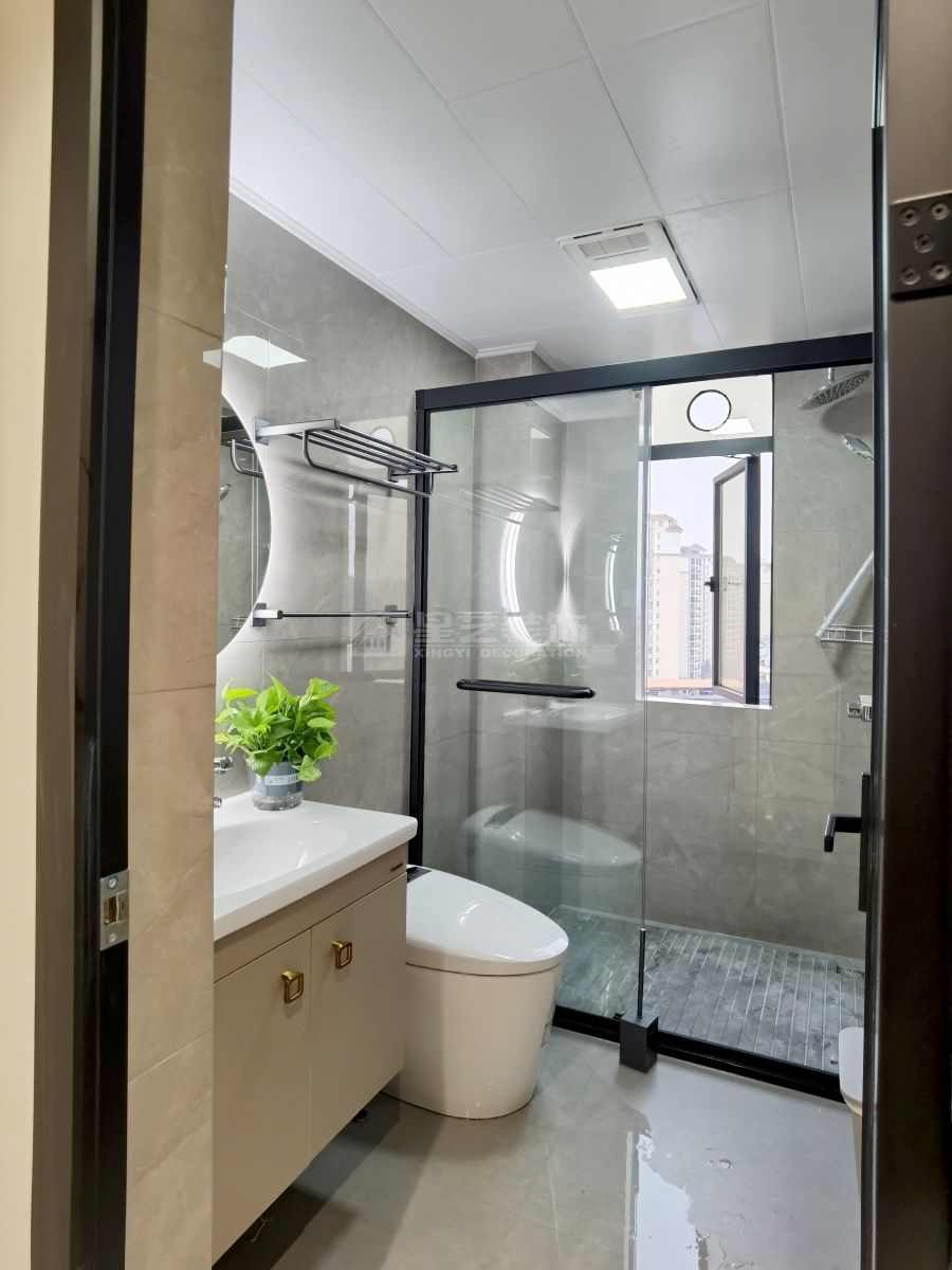 五房户型改造设计案例，客厅阳台打通增加使用面积(图16)