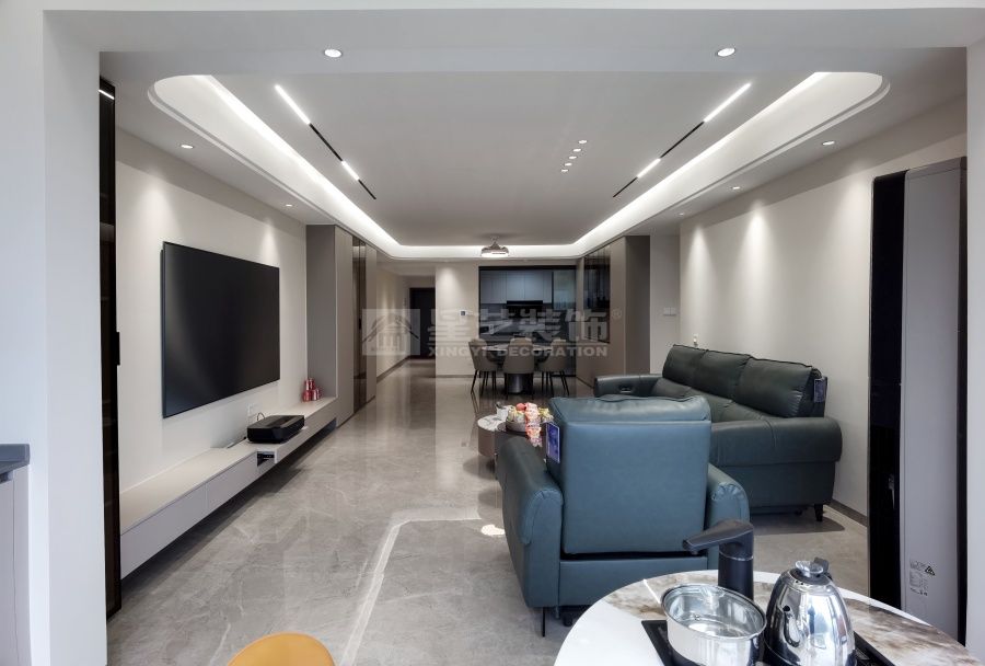 160㎡现代风住宅设计，悬浮顶打造高挑空间感(图3)