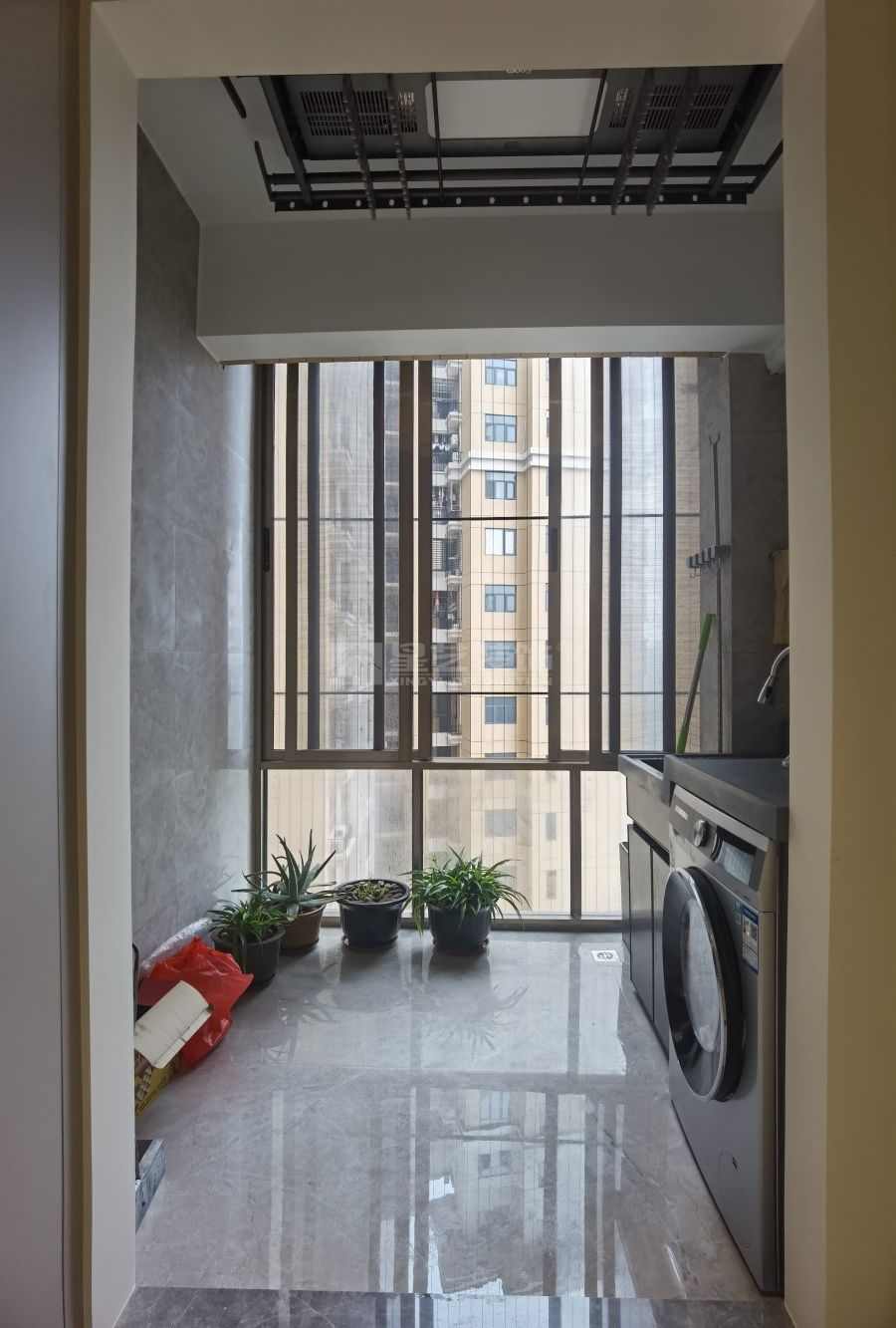 160㎡现代风住宅设计，悬浮顶打造高挑空间感(图15)