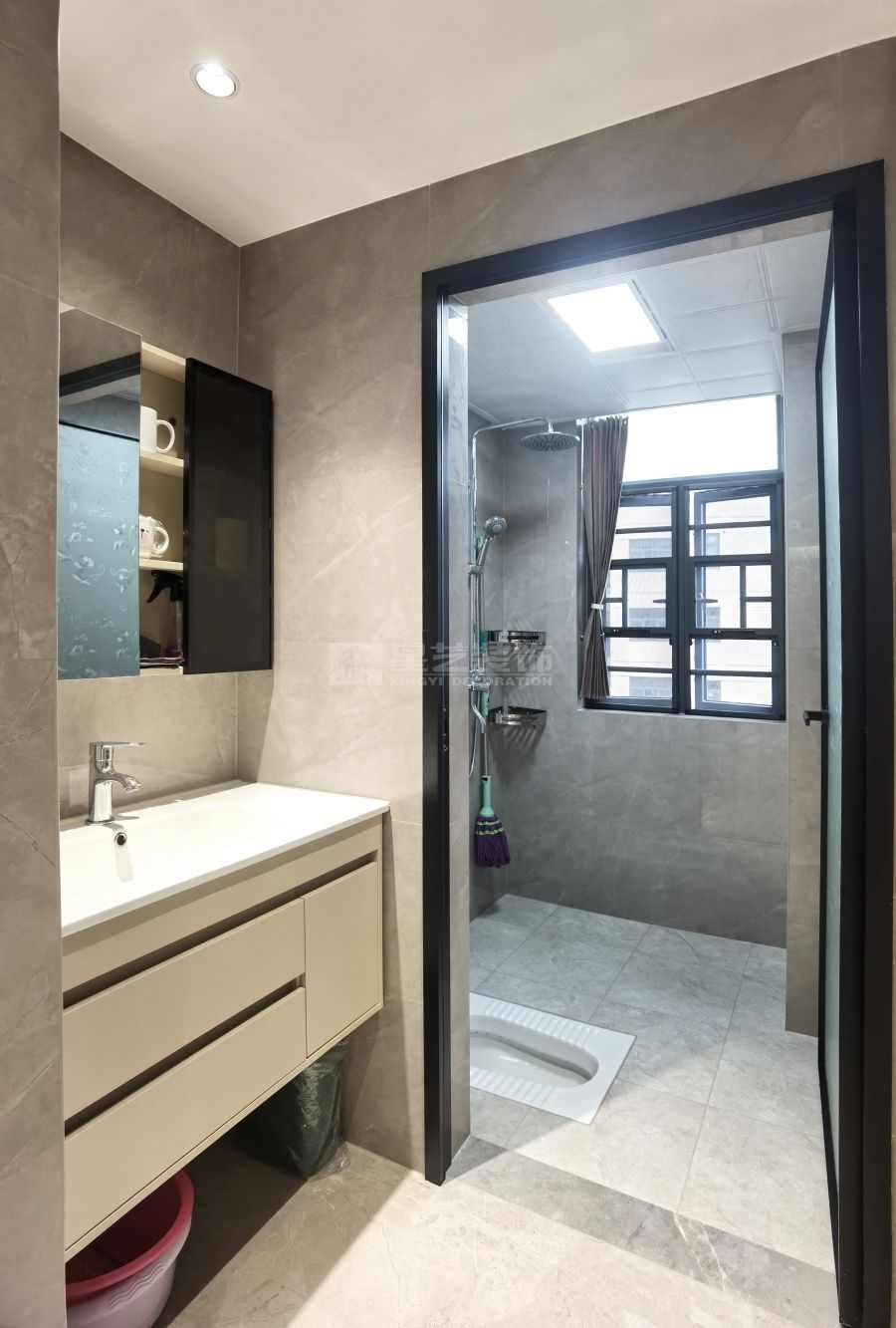 160㎡现代风住宅设计，悬浮顶打造高挑空间感(图16)