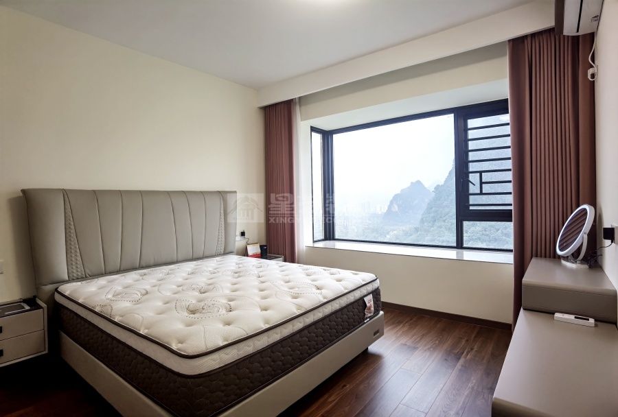 160㎡现代风住宅设计，悬浮顶打造高挑空间感(图19)