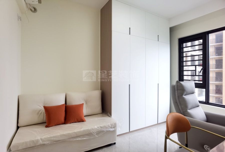 160㎡现代风住宅设计，悬浮顶打造高挑空间感(图21)