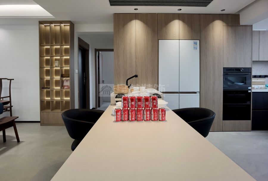 双层住宅设计新理念：无主灯吊顶搭配悬浮元素营造现代简约生活空间(图11)