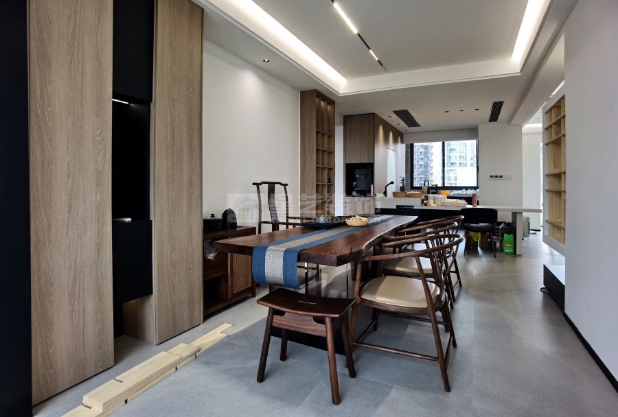 双层住宅设计新理念：无主灯吊顶搭配悬浮元素营造现代简约生活空间(图19)