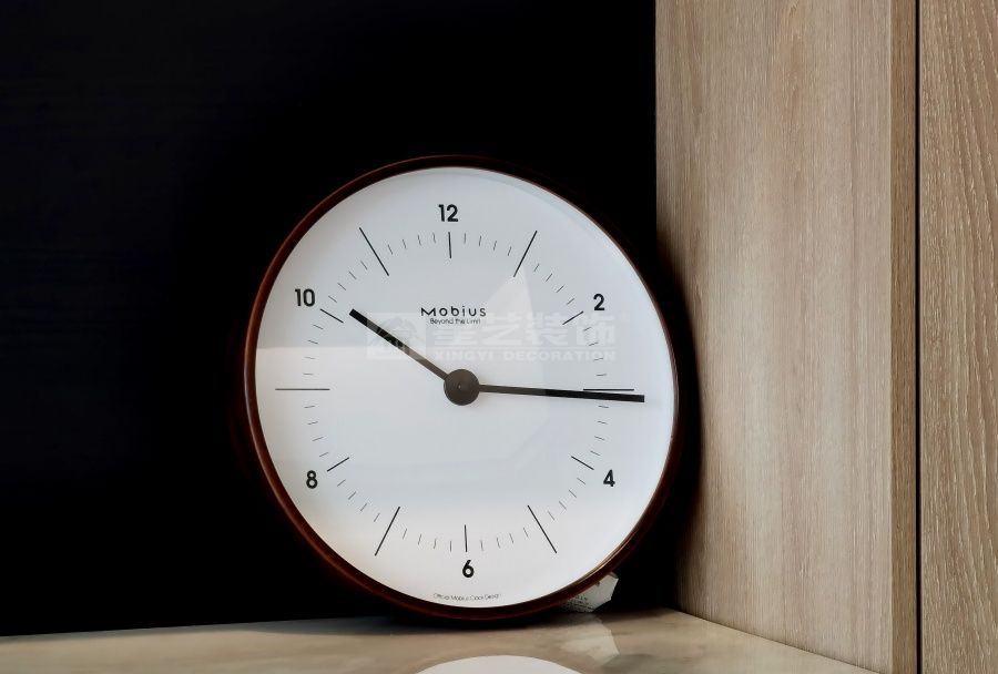 双层住宅设计新理念：无主灯吊顶搭配悬浮元素营造现代简约生活空间(图23)