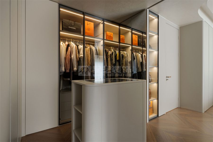 自然与现代融合的优雅住宅设计，打造宁静舒适艺术空间(图8)