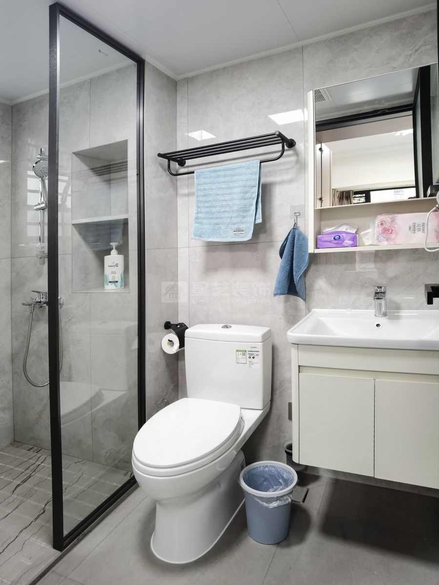 复式别墅设计攻略：三层空间布局与功能分区完美结合(图17)