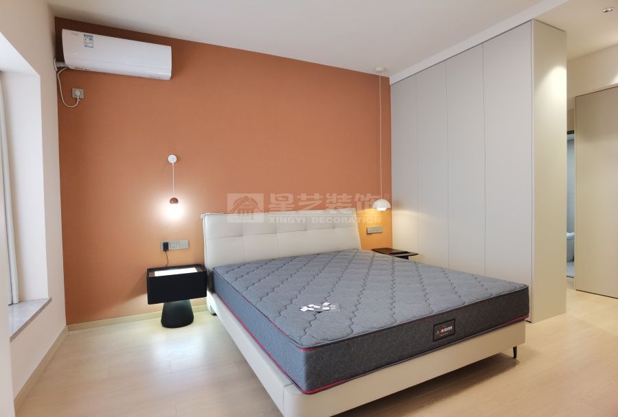 130㎡现代简约三室两厅改造设计，开放式厨房配独立衣帽间(图18)