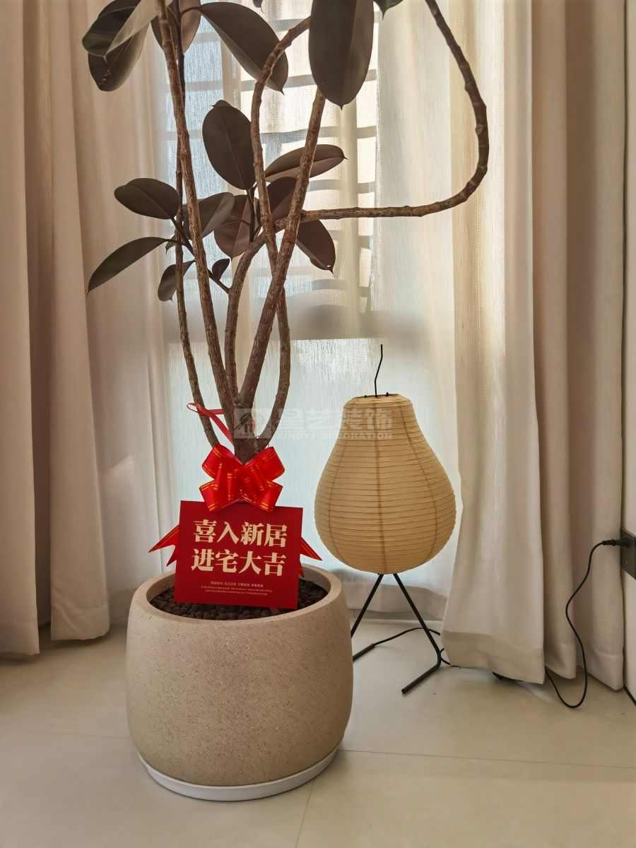 130㎡现代简约三室两厅改造设计，开放式厨房配独立衣帽间(图22)