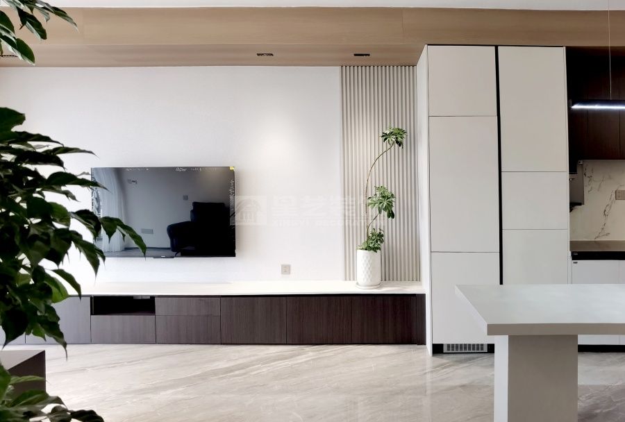 110平米现代简约风住宅改造，开放式厨房配独立衣帽间设计(图1)