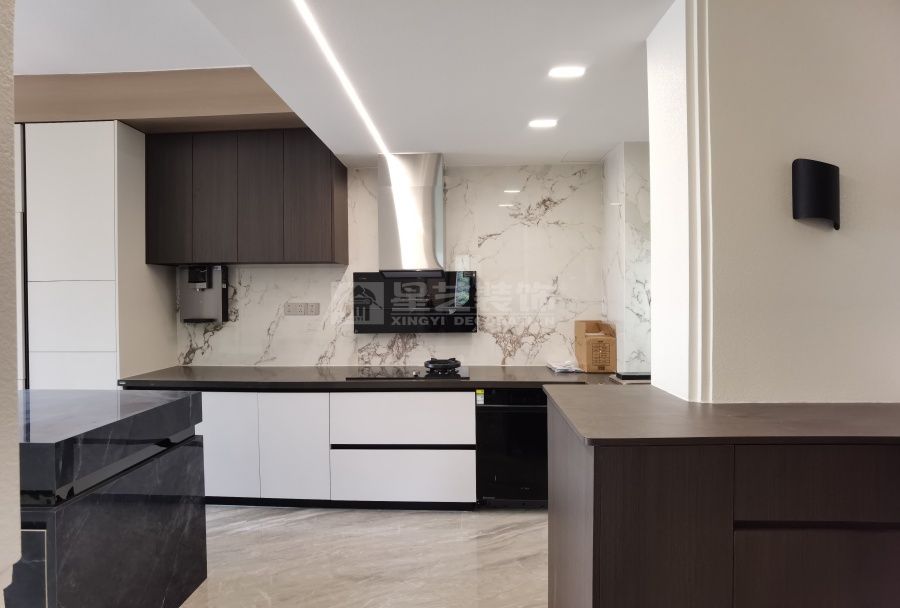 110平米现代简约风住宅改造，开放式厨房配独立衣帽间设计(图13)