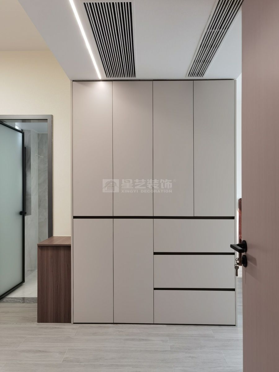 110平米现代简约风住宅改造，开放式厨房配独立衣帽间设计(图24)