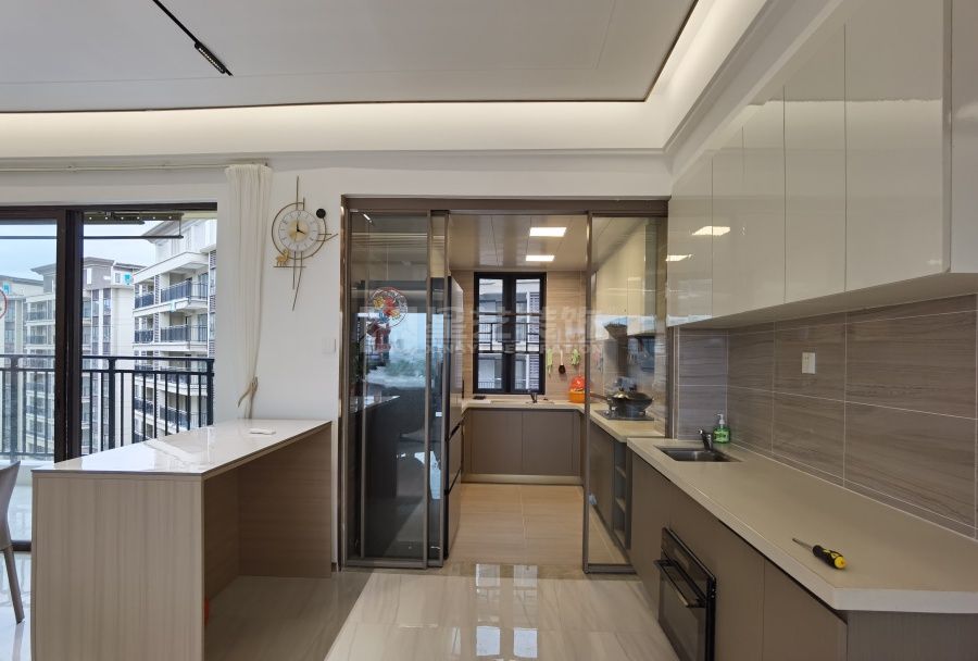 200㎡精装房改造现代极简风，70㎡客厅中西双厨设计方案(图12)