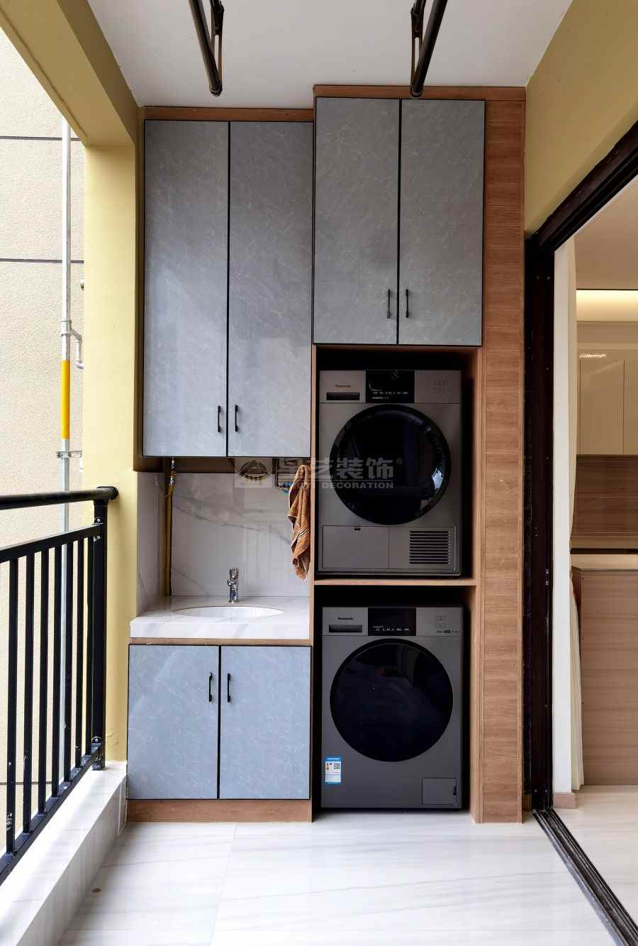 200㎡精装房改造现代极简风，70㎡客厅中西双厨设计方案(图22)