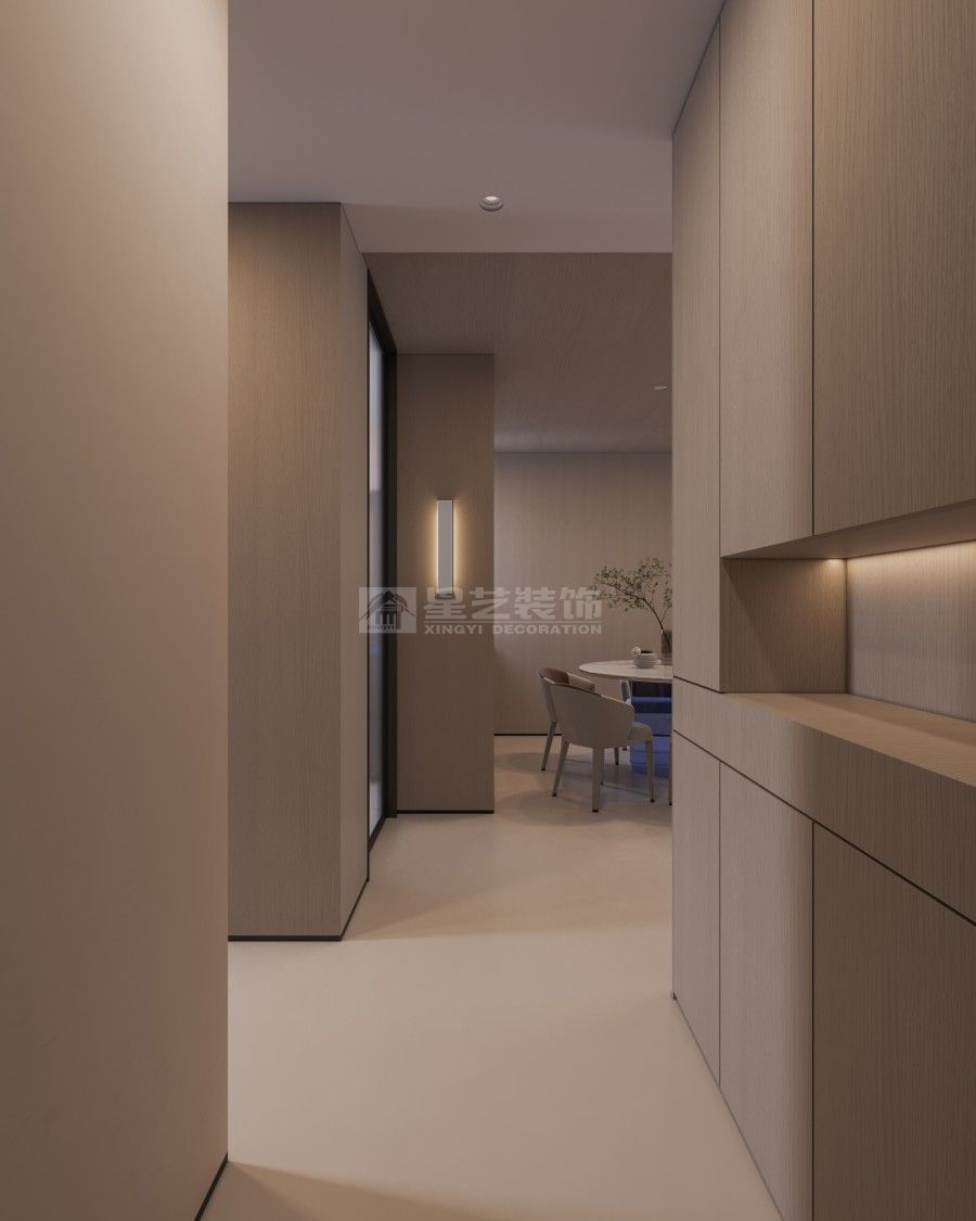 克莱因蓝 × 极简原木风 --一场纯粹与炽烈的灵魂对撞(图1)