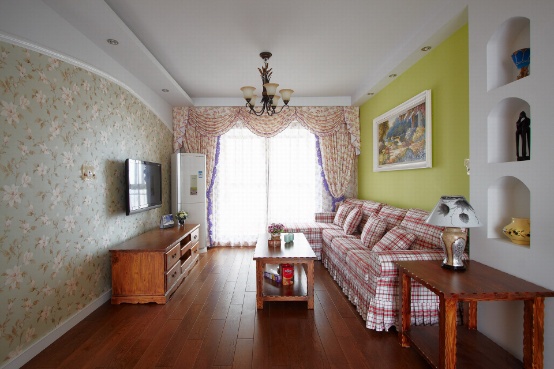 田园清新风格案例：水晶帘子珠点亮自然与浪漫家居氛围(图3)